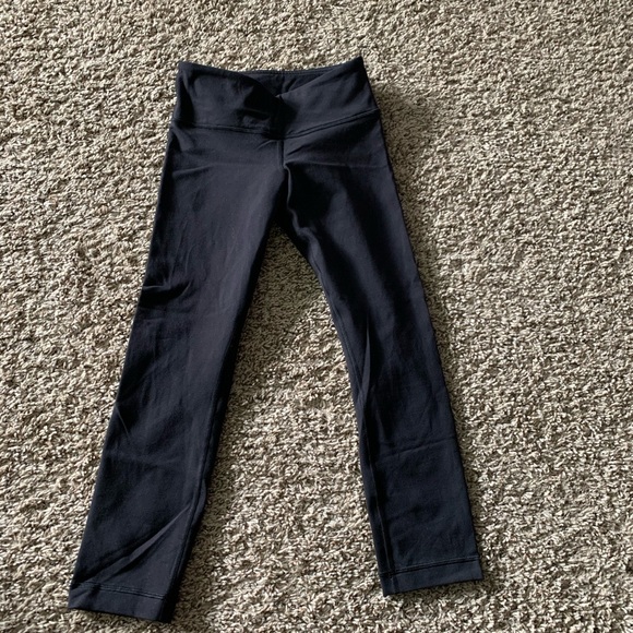 Lululemon Wunder Under cropped black leggings 2 - Picture 5 of 5